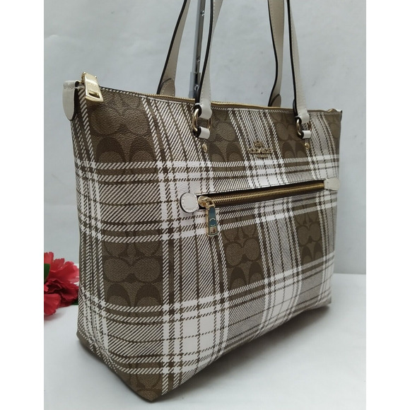 Coach Gallery Tote Bag In Signature Canvas With Hunting Fishing Plaid Print - Picture 4 of 16
